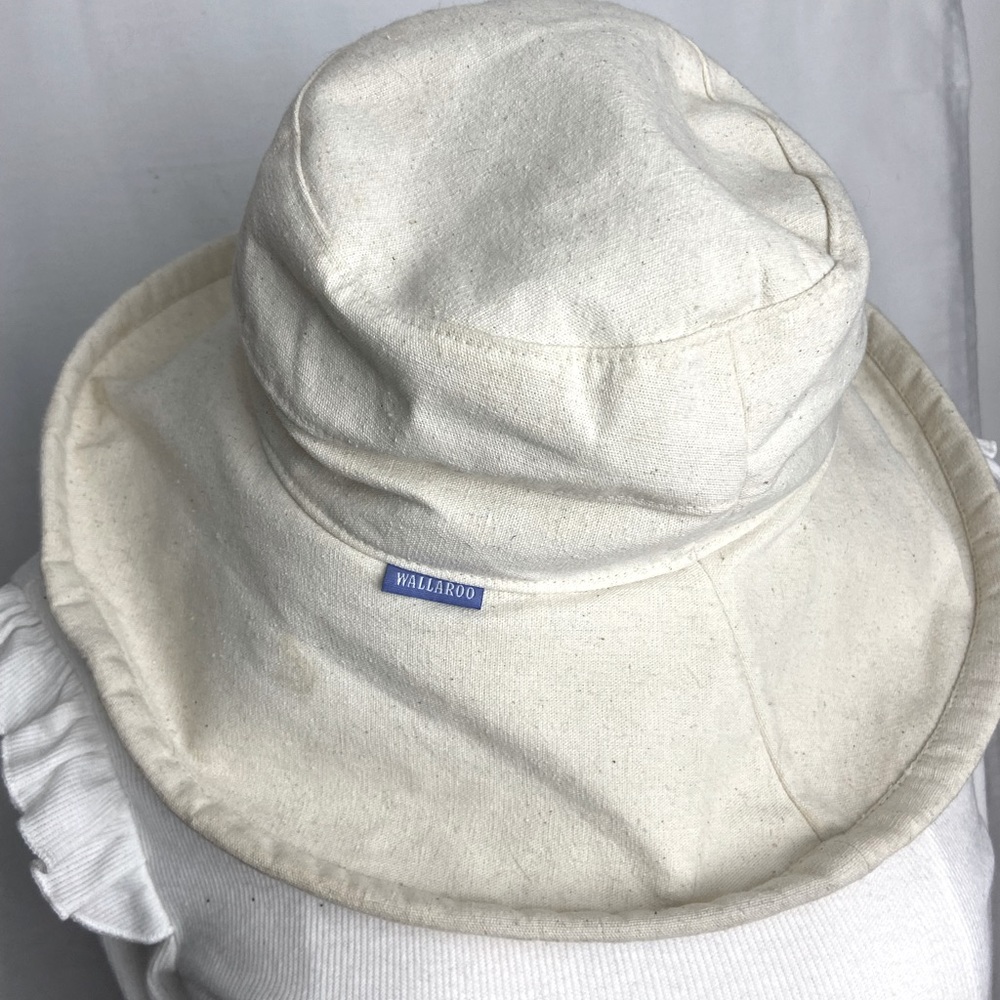 Cream Wallaroo Casual Traveler Hat Adjustable Size, Packable